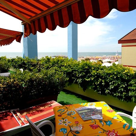Hotel Righetto Fronte Mare Каваллино Экстерьер фото