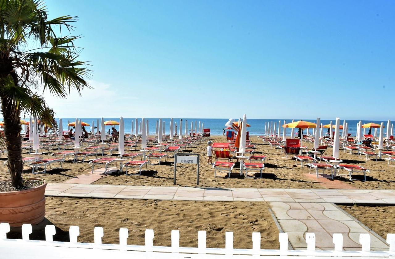 Hotel Righetto Fronte Mare Каваллино Экстерьер фото