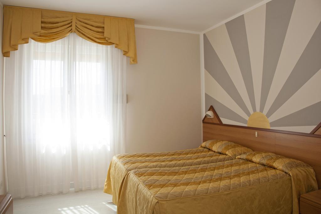 Hotel Righetto Fronte Mare Каваллино Экстерьер фото