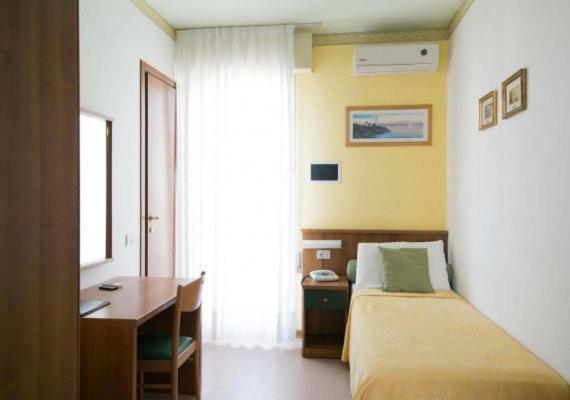 Hotel Righetto Fronte Mare Каваллино Экстерьер фото